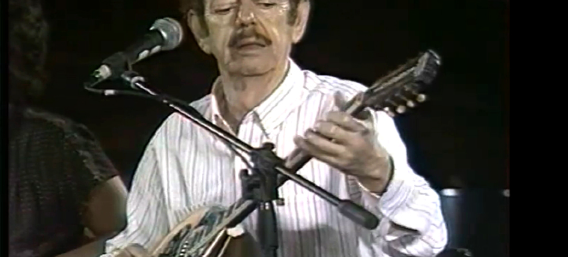 Βασίλης Τσιτσάνης: Σαν σήμερα, 18 Ιανουαρίου, γεννήθηκε και πέθανε ο κορυφαίος δημιουργός του λαϊκού τραγουδιού